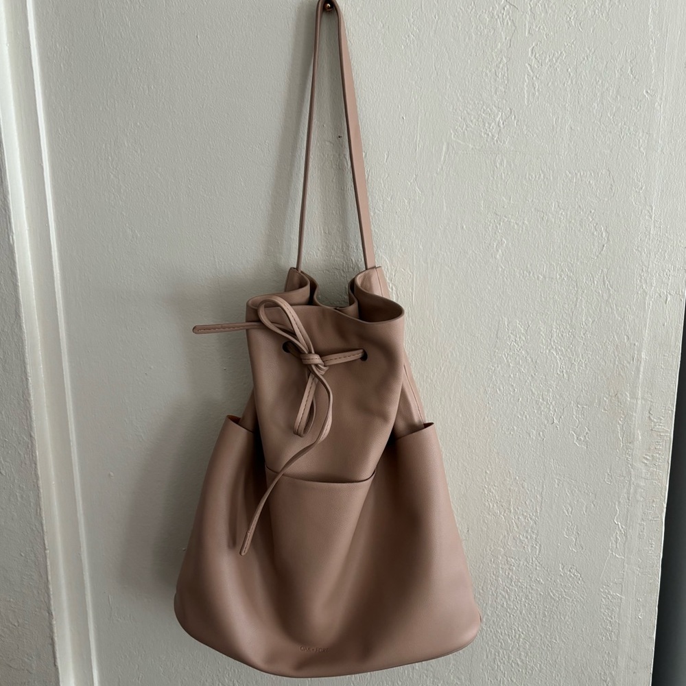 NWT OAK + FORT Drawstring Handbag